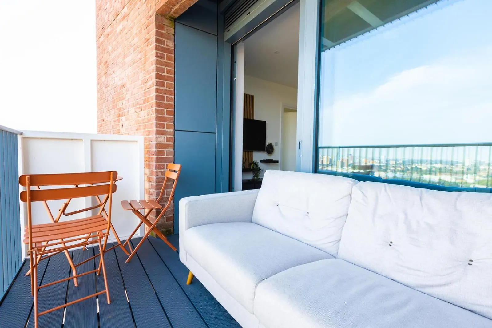 Luxury Apt Near Canary Wharf With Stunning Views London Apartment