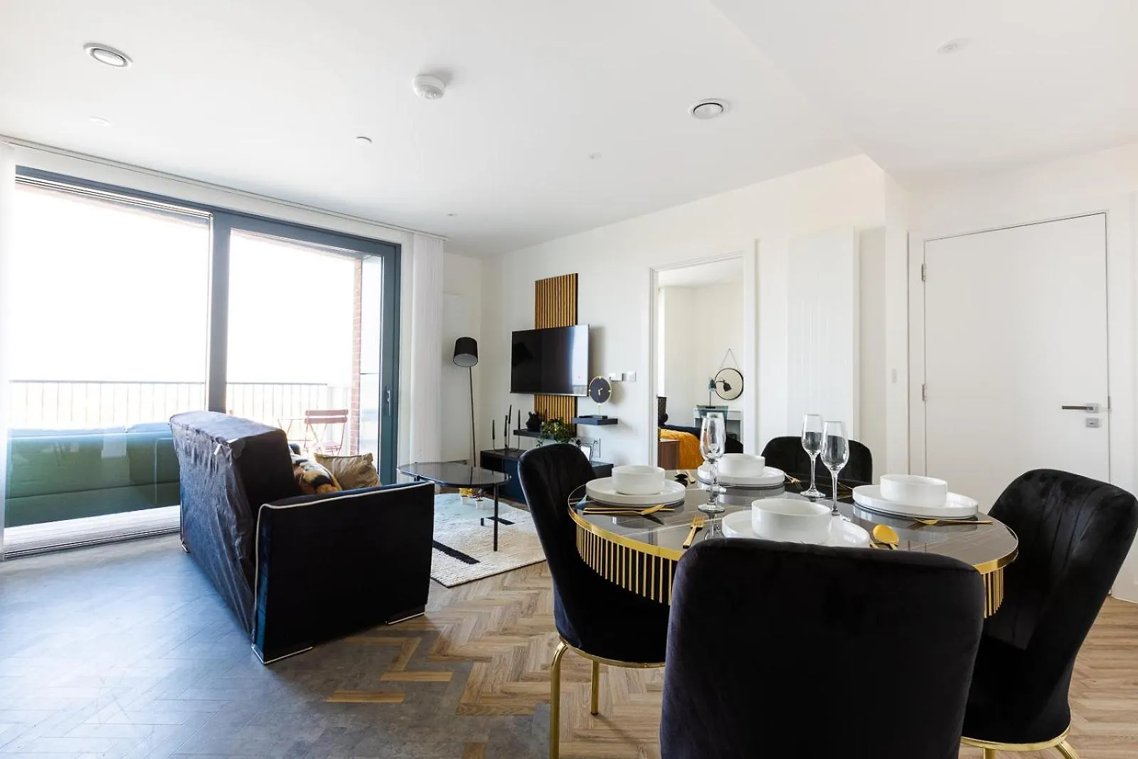 Luxury Apt Near Canary Wharf With Stunning Views London Apartment