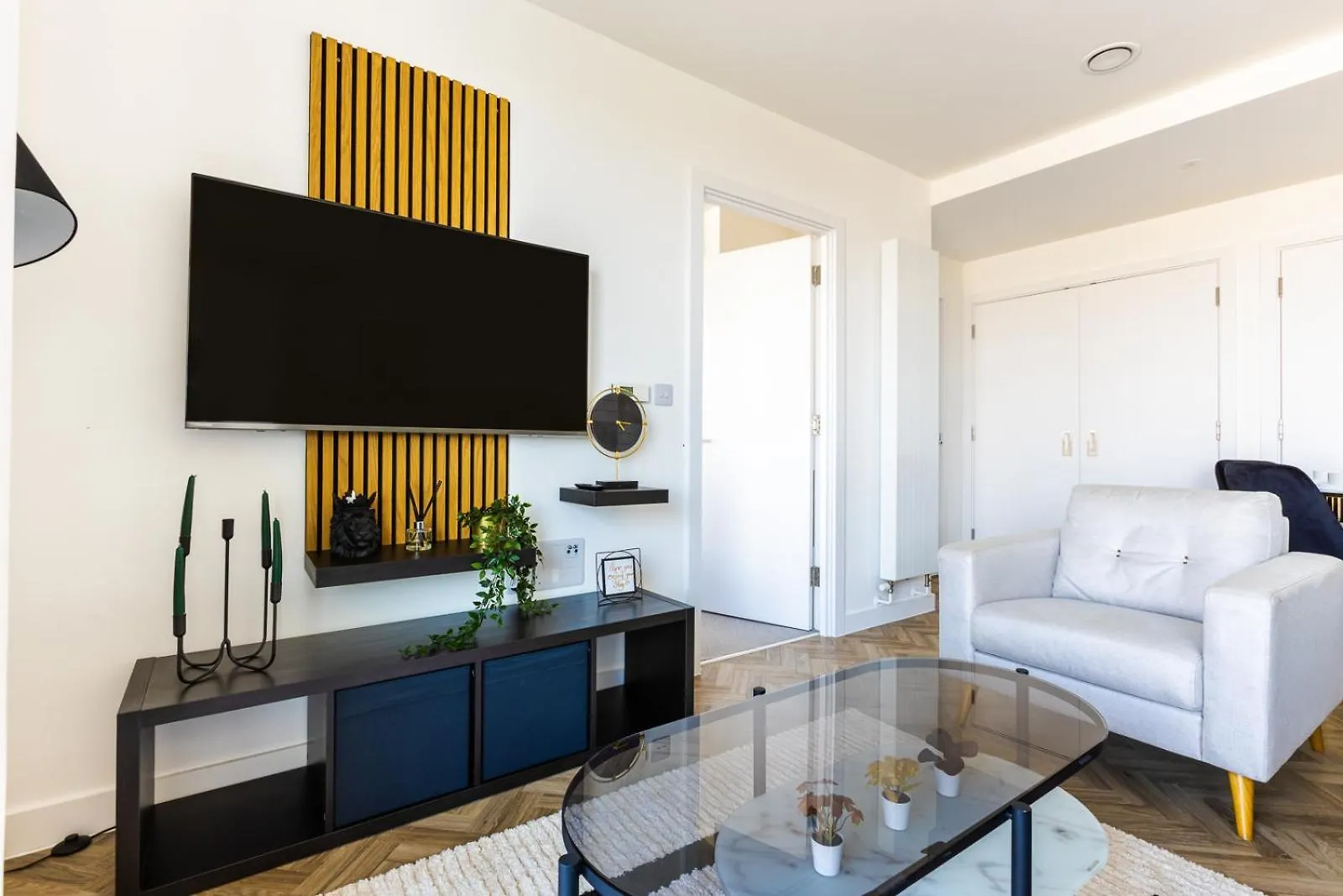 Apartment Luxury Apt Near Canary Wharf With Stunning Views London